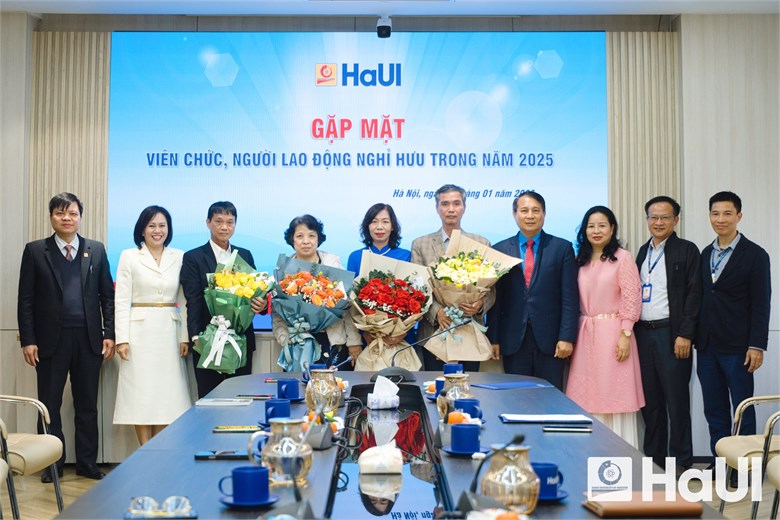 Tri ân những đóng góp bền bỉ cho sự phát triển của Đại học Công nghiệp Hà Nội