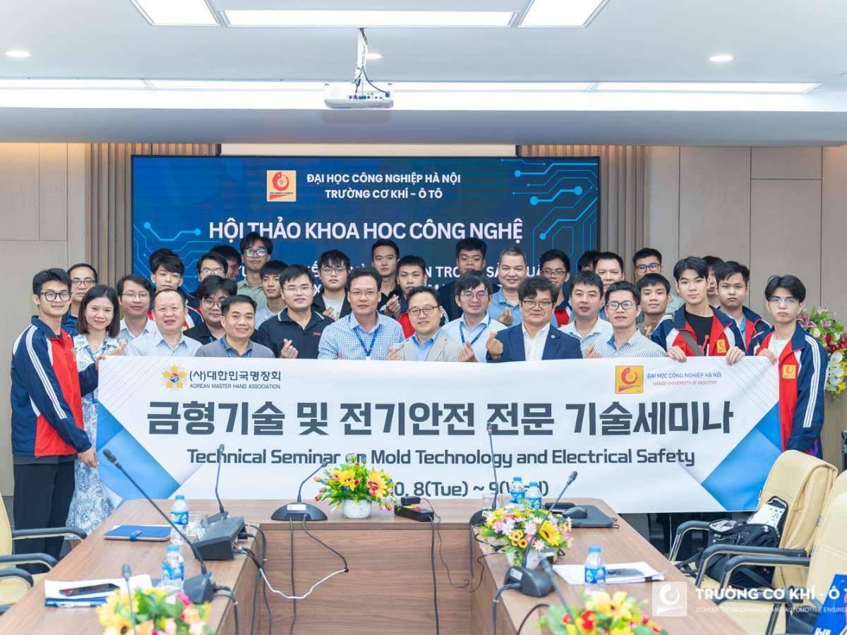 Trường Cơ khí - Ô tô: Nâng tầm Kỹ sư Việt, khẳng định vị thế toàn cầu với chương trình chuẩn ABET giảng dạy bằng tiếng Anh