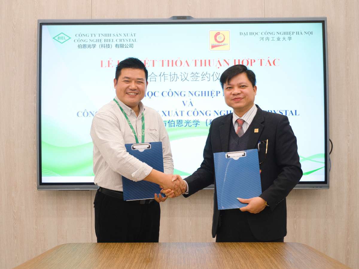 Lễ ra mắt Mạng lưới Cựu người học Đại học Công nghiệp Hà Nội: Dấu mốc chiến lược trên hành trình 127 năm phụng sự đất nước